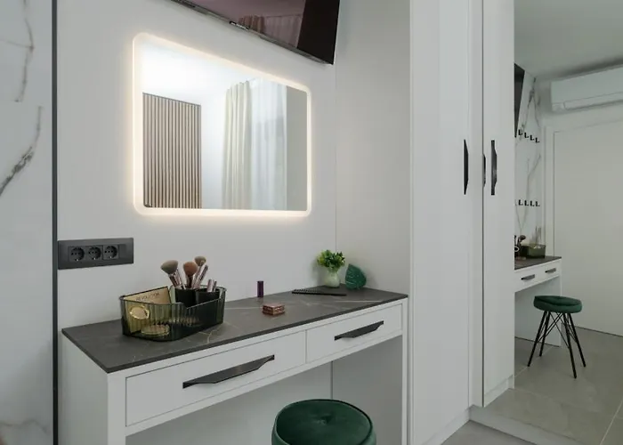 Antares By Guide Villa Pula